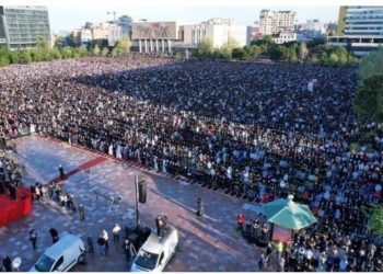 Falja e Fitër Bajramit/ Komuniteti Mysliman njoftim të rëndësishëm për besimtarët