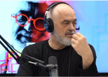 Rama me të rinjtë e FRPD-së në podkastin “Flasim”, thumbon Berishën: Mendësi banale, karakteristikë e partisë suaj