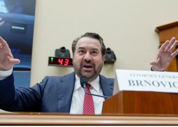 Trump emëron një ish-prokuror si ambasador të SHBA-së në Serbi