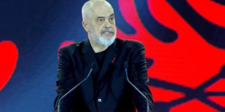 “Komuniteti shqiptar në Greqi ka hequr më keq se të gjithë”, Rama: Në 11 maj të bëhemi bashkë dhe të bëjmë të mundur që Shqipëria të futet në BE