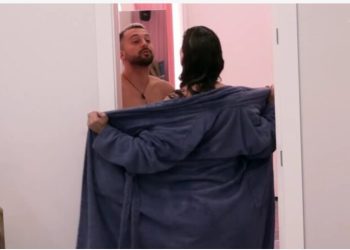 Në debat e sipër, Rozana i zhvishet para syve Gjestit: A po don me më këqyrë?