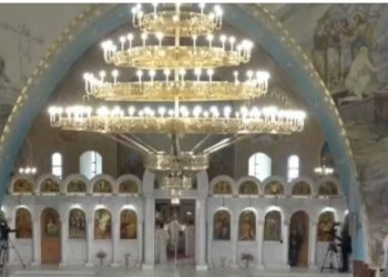 Liturgjia e parë e Kryepeshkopit Joan në katedralen “Ngjallja e Krishtit”, mesha mbahet në gjuhën shqipe