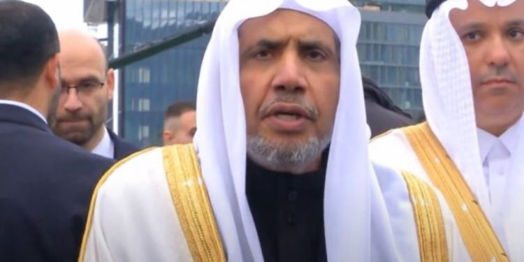 Sekretari i Përgjithshëm i Ligës Botërore të Islamit në Tiranë: Toleranca dhe bashkëjetesa fetare në shoqërinë shqiptare për t’u marrë shembull nga mbarë bota