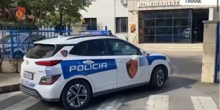 U larguan nga banesa dhe nuk u kthyen më, në kërkim dy persona në Tiranë