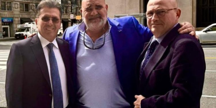 Ekipi i Chris LaCivita vjen javën e ardhshme në Shqipëri, Mediu: Strategu i fushatës elektorale do të jetë krah opozitës deri në fitoren e 11 majit