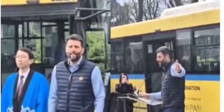 Qytetari nuk kursehet ndaj kryebashkiakut të Beogradit: Ke vjedhur qytetin, do të përfundosh në burg! Nuk do të kesh vend për t’u fshehur