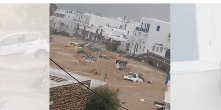 VIDEO/ Moti i keq në Greqi, përmbyten makina dhe banesa