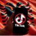 Qeveria del “huq”?! Tre herë më shumë shqiptarë po përdorin TikTok me VPN pas vendimit për mbylljen e tij