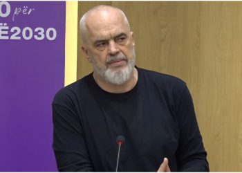 LIVE- Rama: Kamza, shembulli i qeverisjes pa dallime politike për të gjithë qytetarët