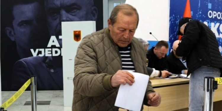 Partia Demokratike votoi! Përfundon numërimi në disa qarqe, ja çfarë zgjedhje bënë demokratët