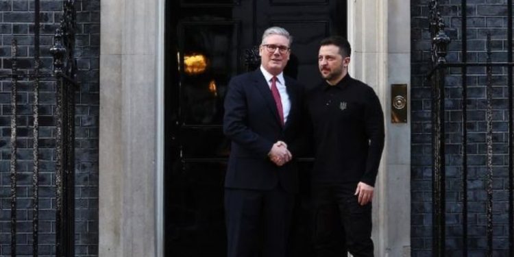 Analiza: Rriten tensionet ndërkombëtare pas përplasjeve Trump -Zelenskyy, Europa gati për samit