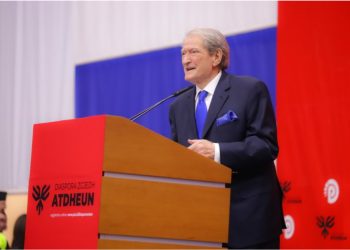 “Ballkani i Hapur në kosh do të hidhet”/ Berisha: Shqipëria madhështore do të jetë ‘Made in Albania’, markat shqiptare do mbushin dyqanet