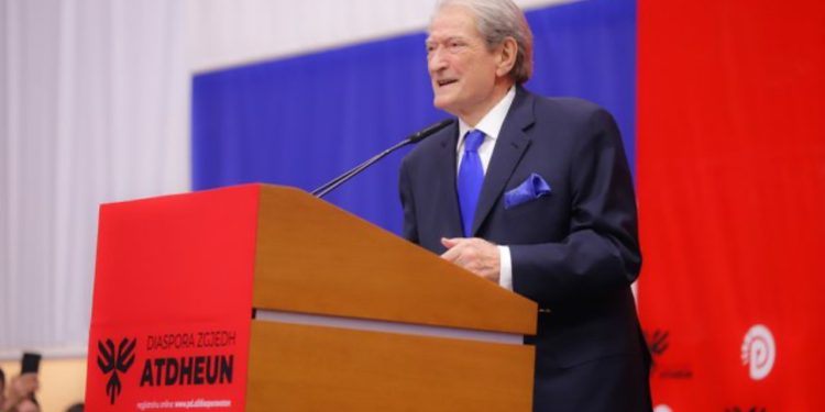 “Ballkani i Hapur në kosh do të hidhet”/ Berisha: Shqipëria madhështore do të jetë ‘Made in Albania’, markat shqiptare do mbushin dyqanet