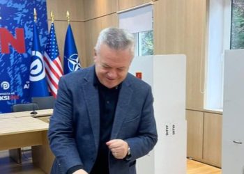 “Hapni kutitë, mos dërgoni minj administrate!”/ Myslym Murrizi, dyshime për trukimin e Primareve në Qarkun e Tiranës