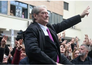 Berisha sot në SPAK, mbështetësit do të mblidhen për protestë