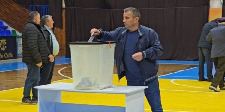 Rezultati i Primareve/ Del lista, emrat që dolën të parët në 12 qarqe