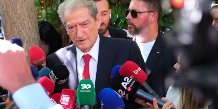 Berisha del nga SPAK-u: Etjenin e Fatmir Xhafajt e gjeta kurban të marrëveshjes Rama-Dumani