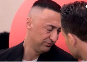 Ledion Liço futet në shtëpi dhe i jep lajmin e trishtë G Banit. Këngëtari largohet në lot drejt Londrës