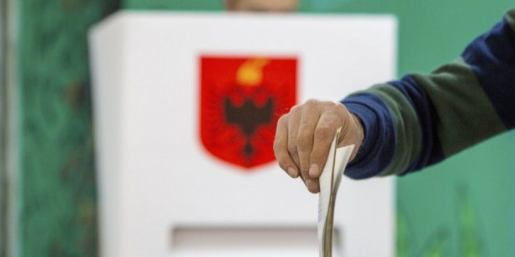 Ekspertët: Votat e diasporës ndikojnë afro 20 mandate në zgjedhjet për Kuvendin