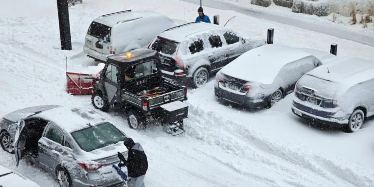 Stuhitë e fuqishme shkaktojnë viktima dhe shkatërrime në SHBA