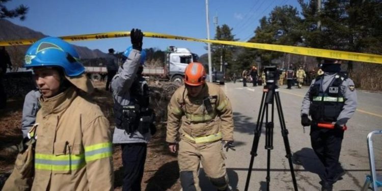 Incident i rëndë në Korenë e Jugut, avioni hedh gabimisht 8 bom*a në një lagje civile
