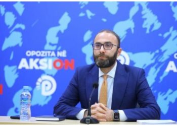 KESH kallëzoi Bardhin për shpifje, kreu i Grupit Parlamentar refuzon të tërheqë deklaratat e tij, çështja kalon për gjykim më 2 Prill