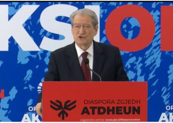 LIVE- Mbyllja e TikTok, Berisha thirrje të rinjve: Më 15 mars përpara Kryeministrisë