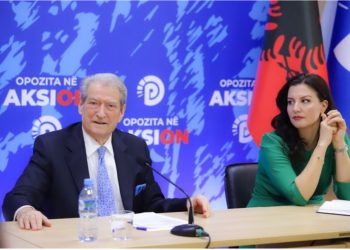 “Kanë prerë dhe qepur rroba bashkë!” Berisha: Kujtim Gjuzi është më dinjitoz për karrigen e kryeministrit sesa Edi Rama