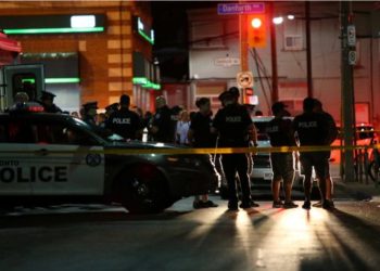 Të shtëna me armë zjarri në një lokal në Toronto, të paktën 12 persona mbeten të plagosur! Autori ende i lirë