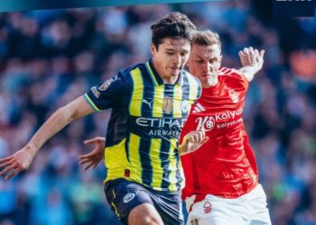 Kampionët e Anglisë pësojnë disfatë, City bie në Nottingham