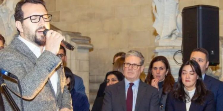 Ndodh për herë të parë në historinë e Mbretërisë së Bashkuar, Starmer shtron iftar për myslimanët në Parlament