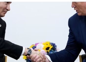 “Moskën po e trajton si aleate”! Shpjegimi i The Guardian: Si po e afron Trump SHBA-në me Rusinë