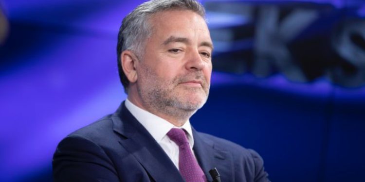 Rama la gardën e vjetër jashtë listës së sigurtë, Klosi: Ne kemi të rinj, koalicioni ynë i vetëm do të jetë me qytetarët