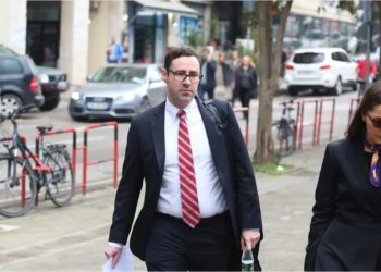 Seanca për ankimimin mbi masën e sigurisë, avokati amerikan i Veliajt mbërrin në GJKKO