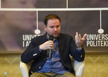 Dorëhiqet kryebashkiaku i Beratit, Ervin Demo do të kandidojë për deputet