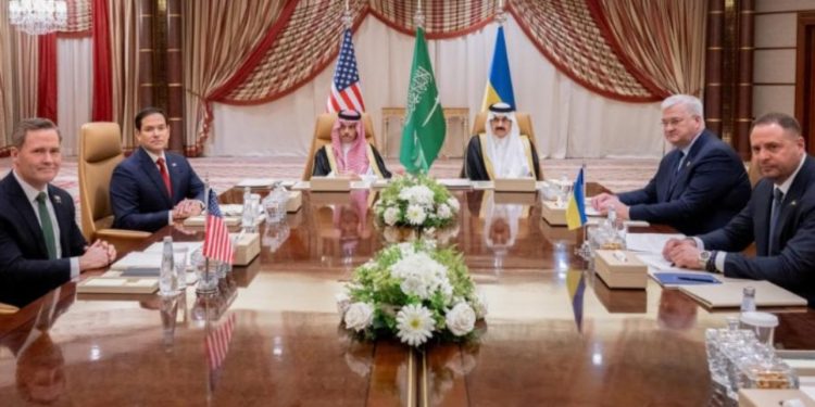 Përfundon takimi në Arabinë Saudite, reagon DASH: SHBA do të rifillojë ndihmën e sigurisë për Ukrainën