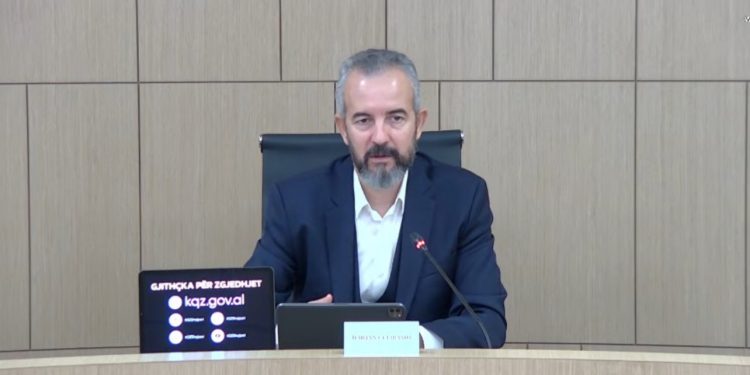 Sot afati i fundit për dorëzimin e listës së kandidatëve, PD-PS përballen në 12 qarqe!