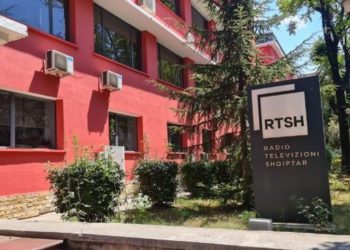 EMRAT/ Komisioni i Medias zgjedh kandidatët për kreun dhe anëtarët e Këshillit Drejtues të RTSH, kalojnë për votim në Kuvend