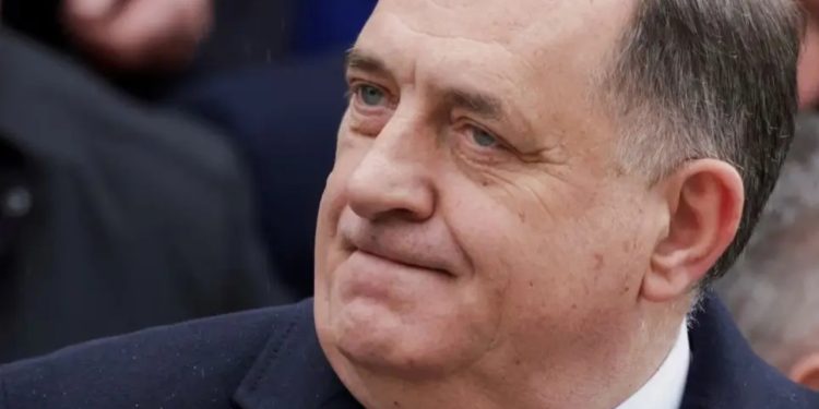 Prokuroria e Bosnjës lëshon urdhër për arrestimin e Dodikut