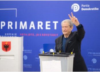 Publikohet lista e mbyllur e PD për Qarkun e Tiranës, kryesohet nga Sali Berisha. Lihen në listë të hapur Jorida Tabaku e Dhurata Çupi