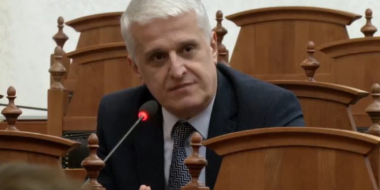 Rama e la jashtë, Majko: Beteja ime do të jetë në Kavajë dhe Rrogozhinë