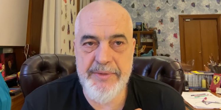 “Jam gdhirë i mërzitur sot”, Rama ironizon listën e opozitës: Kujtim Gjuzin e kishin lënë në det të hapur