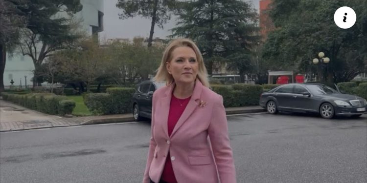 “Kam refuzuar të jem në listë të mbyllur”, Kodheli: Kështu e kam jetën, me sfida