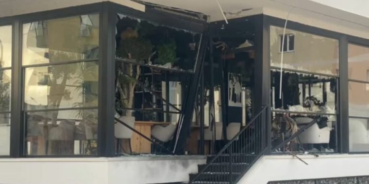 Lezhë, shpërthim tritoli në lokal pranë stadiumit, nuk ka viktima