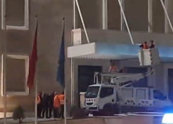 Sot protesta për TikTok-un, “blindohet” hyrja e Kryeministrisë