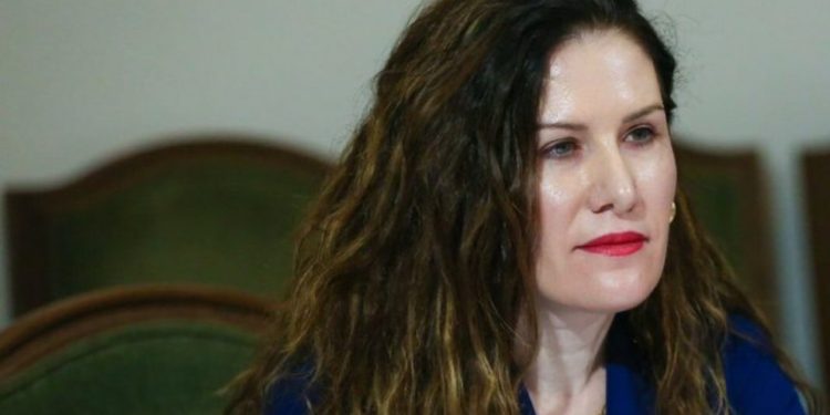 Drejtoresha Vlora Hyseni “shkrin” kupolën e SHISH në një qytet të rëndësishëm, çfarë dihet deri më tani?