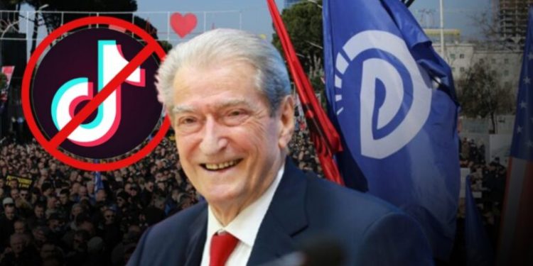 Protesta e opozitës për TikTok para Kryeministrisë, policia bllokon disa rrugë