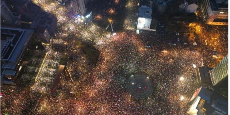 Protesta në Beograd, ministria: Morën pjesë 107 mijë qytetarë