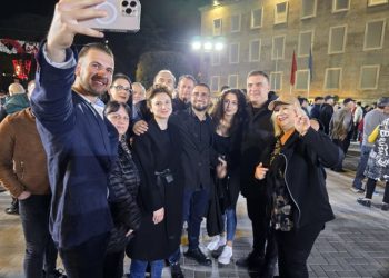 Protesta kundër mbylljes së TikTok, Blushi: Damkosi Ramën si armikun më të egër të lirive