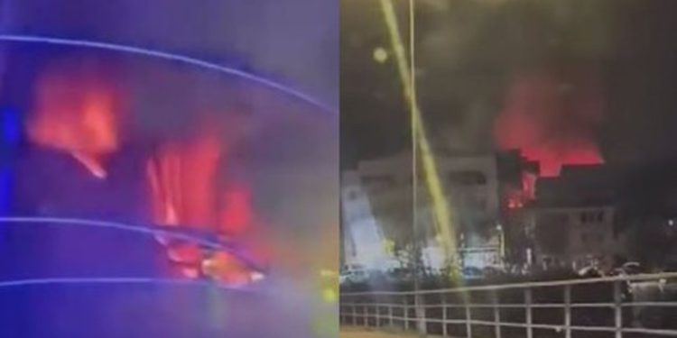 VIDEO/ Tragjedia me 51 viktima në Koçan, publikohen pamjet nga momenti kur tavani i klubit të natës përfshihet nga flakët